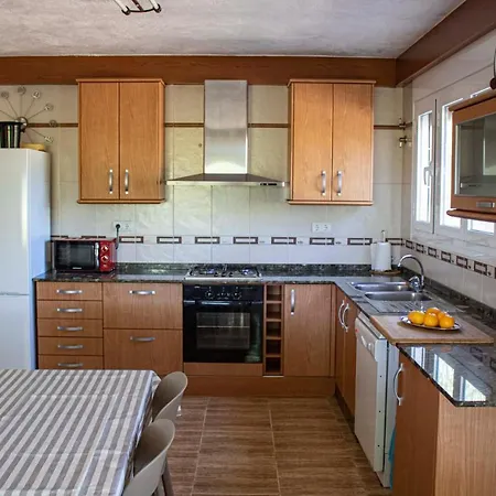 Holiday home Paradise Ebro 2 *